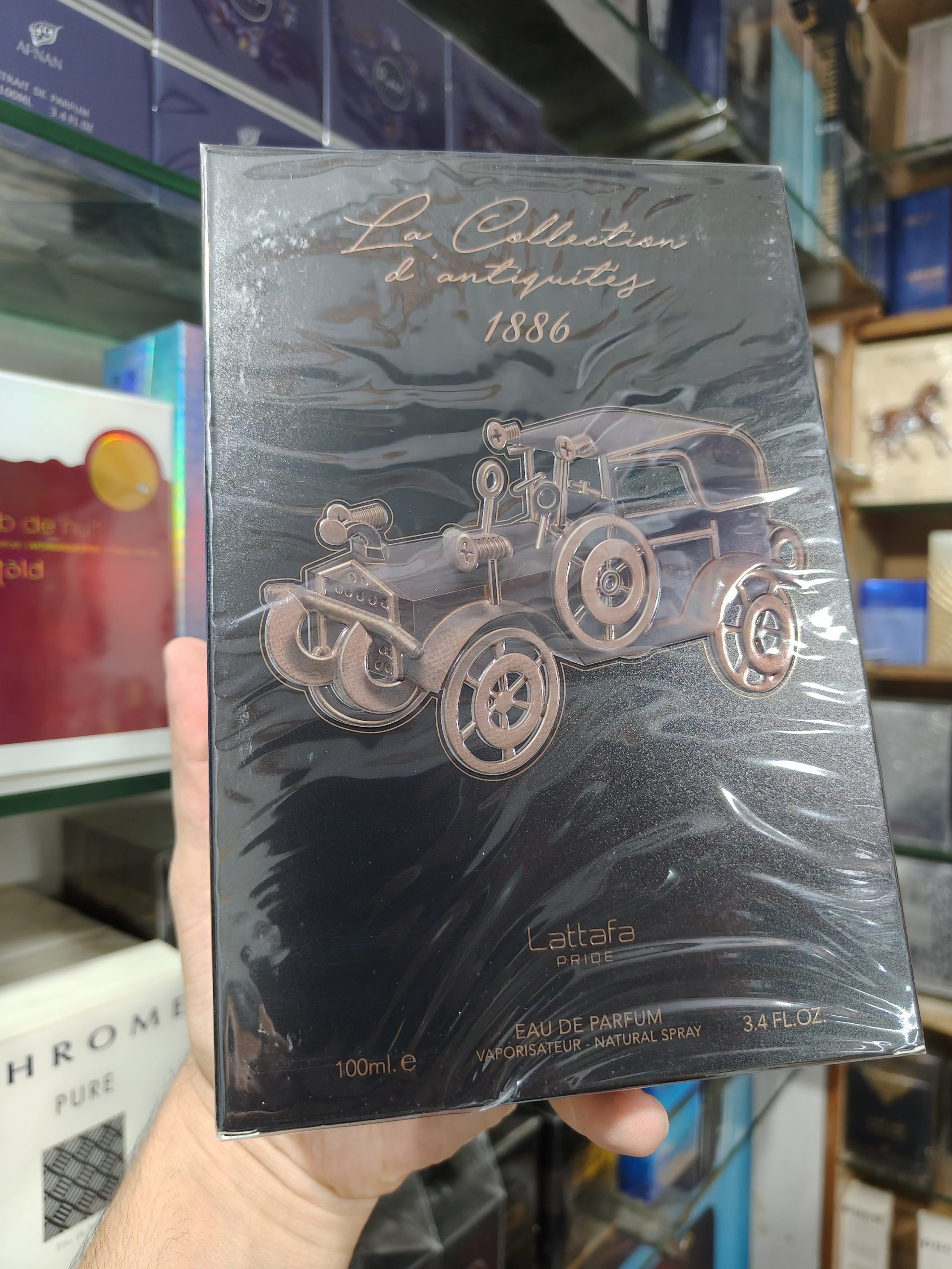 Lattafa La Collection D’antiquités 1886 EDP 100ML (Car)